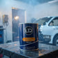 Lack Depot LD Pancho 2K-VOC-Füller in hellgrau, 3,75 L Dose für Karosserie-Grundierung in einer Werkstatt.